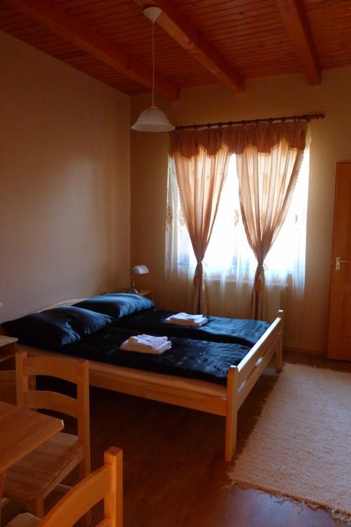 Tordai Vendeghaz Hotel Bihartorda Bilik gambar