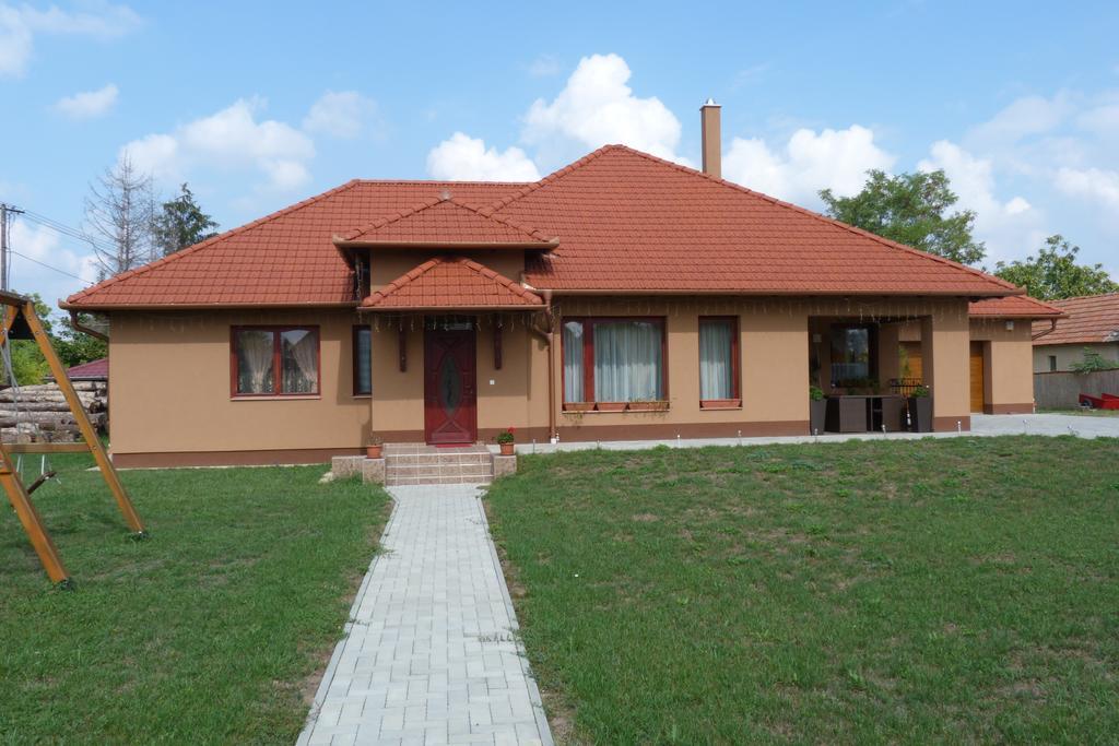 Tordai Vendeghaz Hotel Bihartorda Luaran gambar