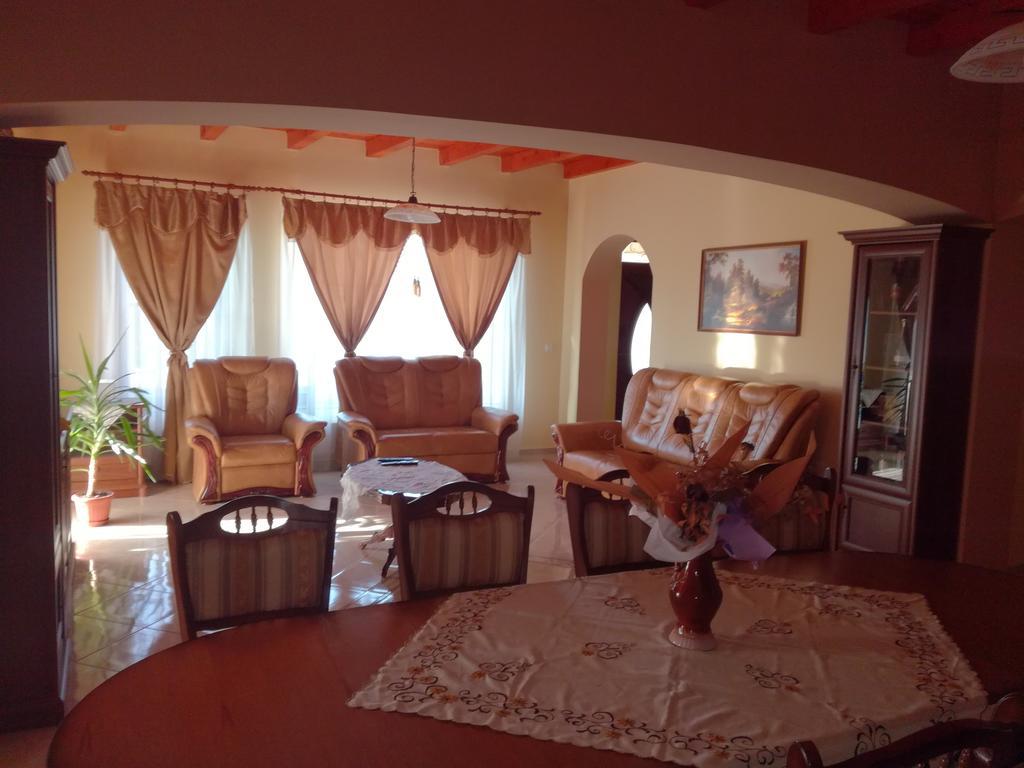 Tordai Vendeghaz Hotel Bihartorda Luaran gambar