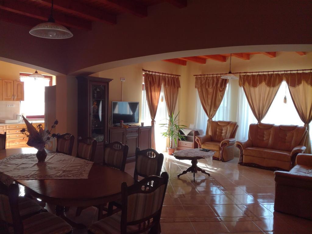 Tordai Vendeghaz Hotel Bihartorda Luaran gambar